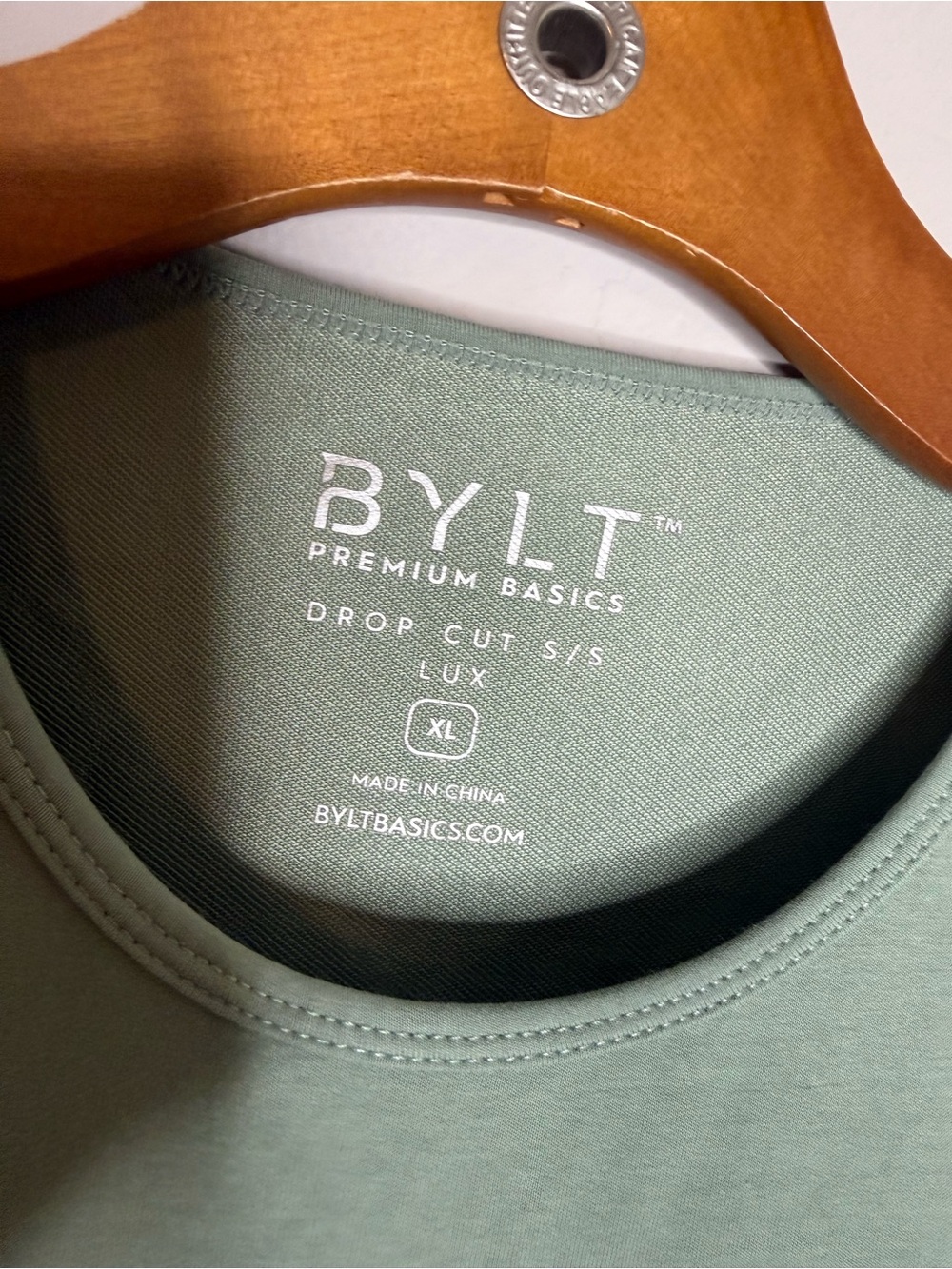 BYLT men’s drop cut lux short sleeve tshirt green size XL - Picture 3 of 5
